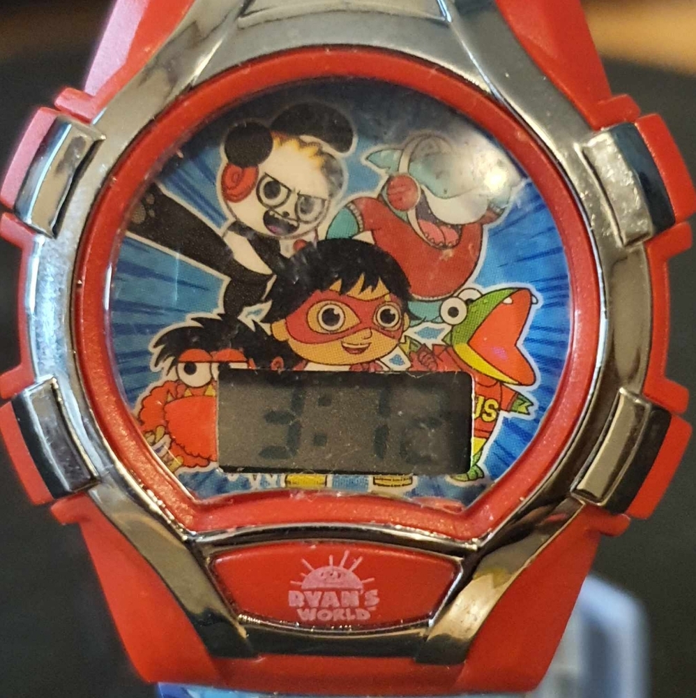 🦋10/$20🦋 Ryan's World Red/Blue Flashing Digital Kid's Unisex Watch